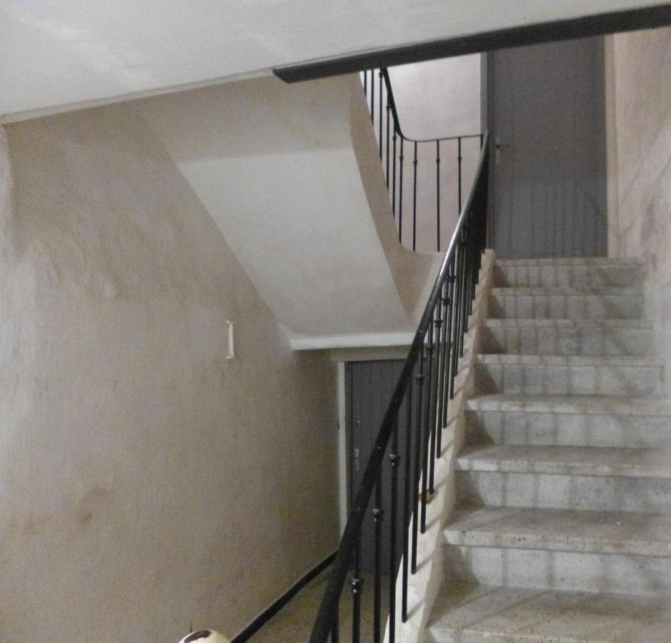 Ferienwohnung Studio Climatise Corps Saints Avignon Exterior foto